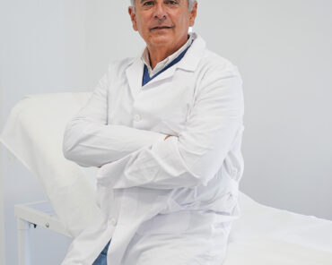 Dr. Antonio García