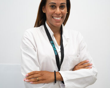 Dra. Sharon Toro